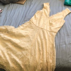 Vera Wang Cream Lace Sleeveless Tea Length Dress 8